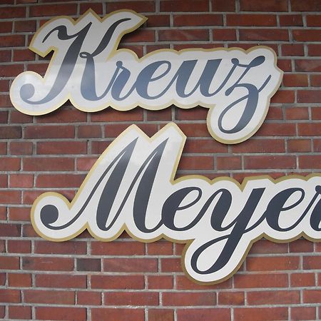 Land-Gut-Hotel Restaurant Kreuz Meyer Stuhr Kültér fotó